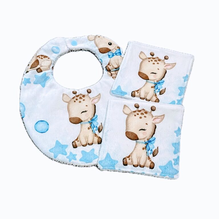 Bavoir bleu bébé girafe dort dans les étoiles avec ses 2 lingettes assorties Ref: 21024