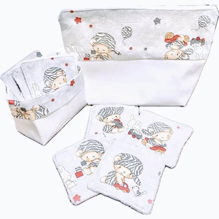 Ensemble trousse de toilette et panier avec 8 lingettes petit ourson Ref: 180824