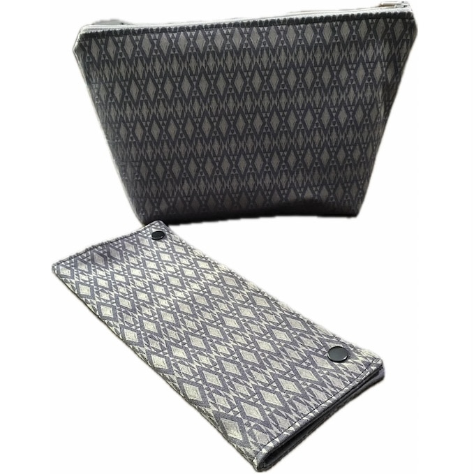 Trousse de toilette et pochette pour brosse à dents et dentifrice assortie Ref: 70824